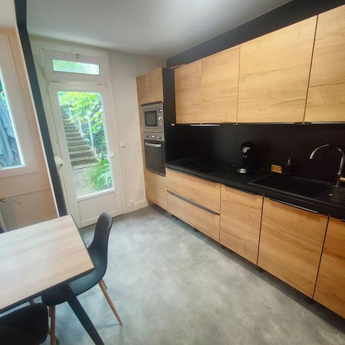 Entre Ville Et Vignes 5 Min Zenith Grande Halle Auvergne Romagnat Ngoại thất bức ảnh