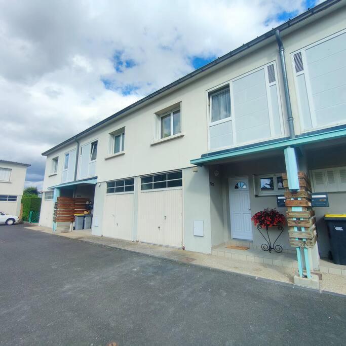 Entre Ville Et Vignes 5 Min Zenith Grande Halle Auvergne Romagnat Ngoại thất bức ảnh